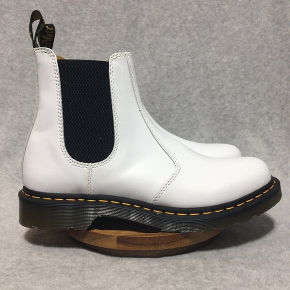 Dr. Martens Womens Boots White Size 11 Softy T Pull On Chelsea Boot Leather - Picture 1 of 13